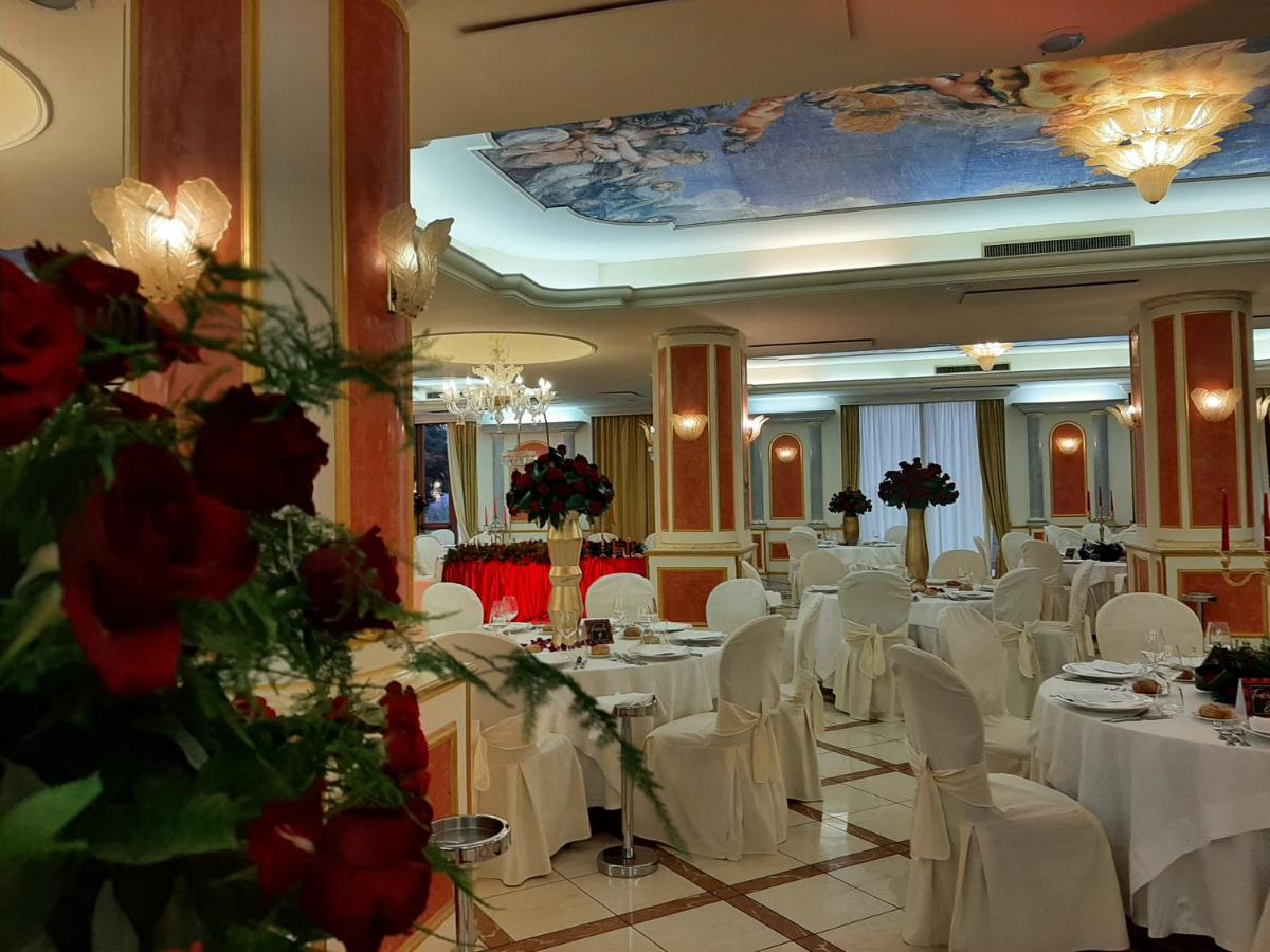 Parco Dei Principi Hotel Roccella Ionica Exteriör bild