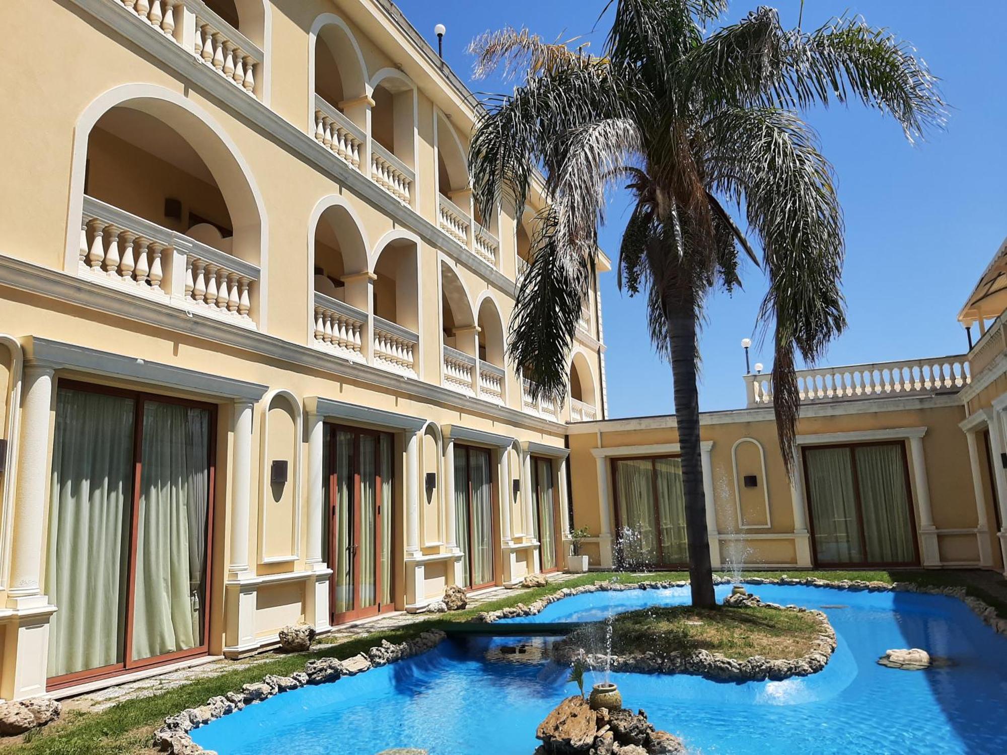 Parco Dei Principi Hotel Roccella Ionica Exteriör bild