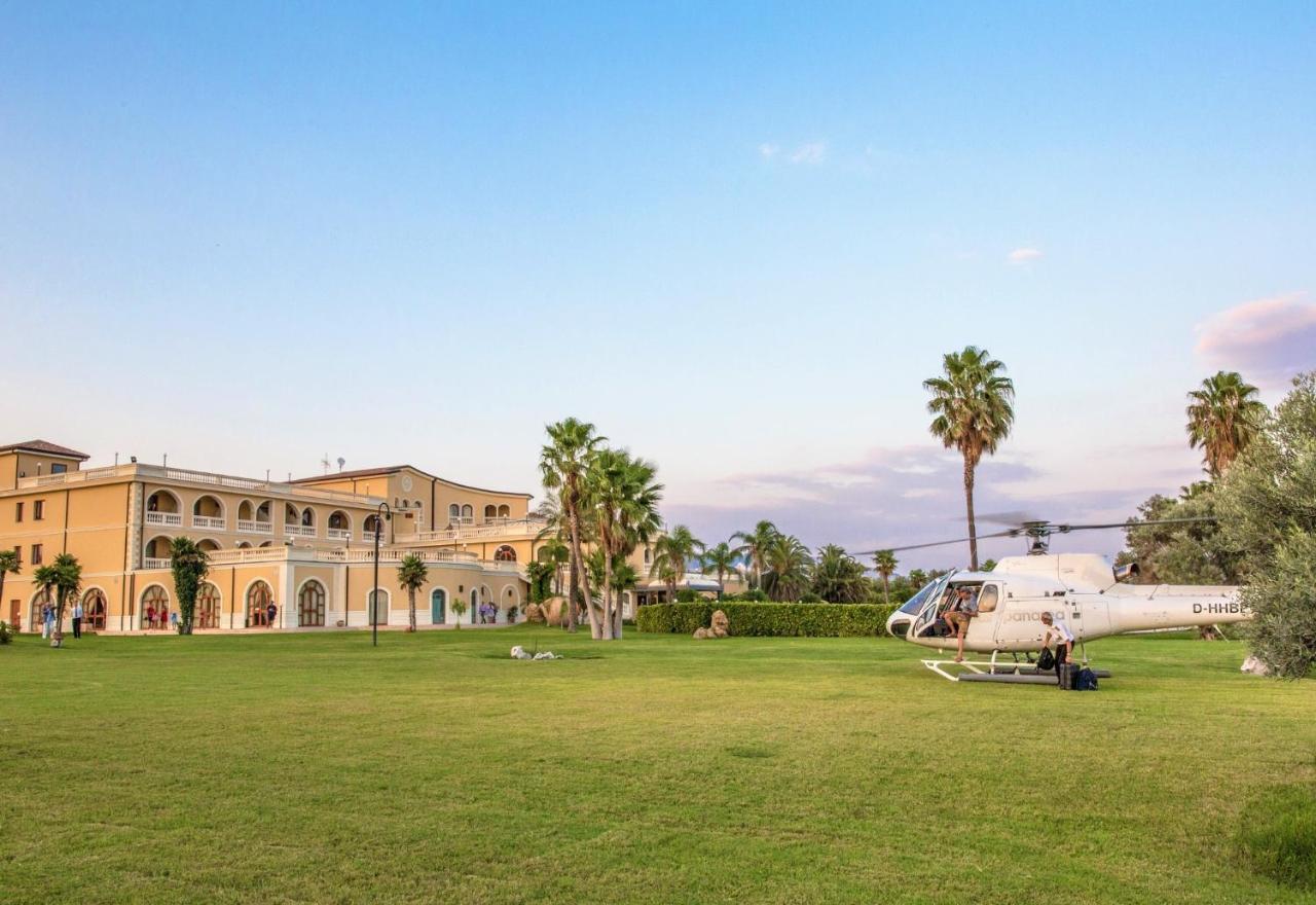 Parco Dei Principi Hotel Roccella Ionica Exteriör bild